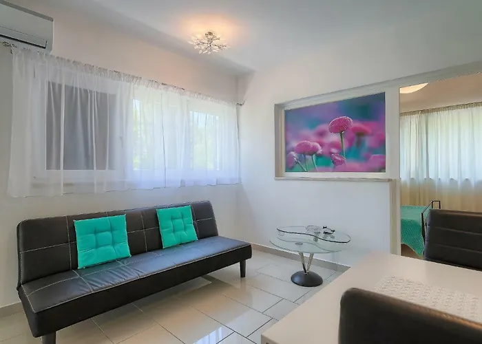 Mariza-3 By Interhome Apartament