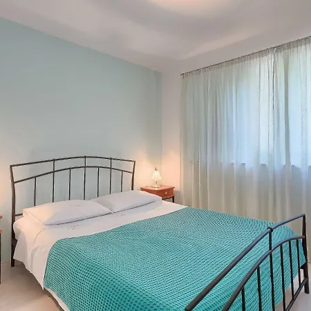 Mariza-3 By Interhome * Vinež