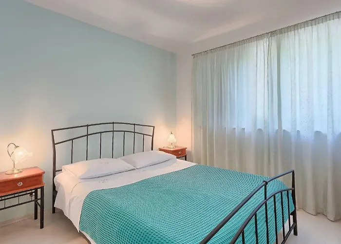 Mariza-3 By Interhome * Vinež