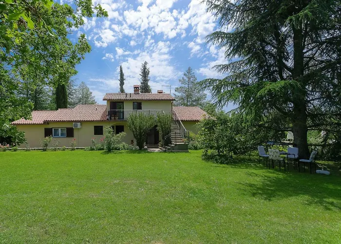 Mariza-3 By Interhome * Vinež